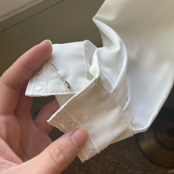 Vintage white button down blouse - Picture 4 of 10